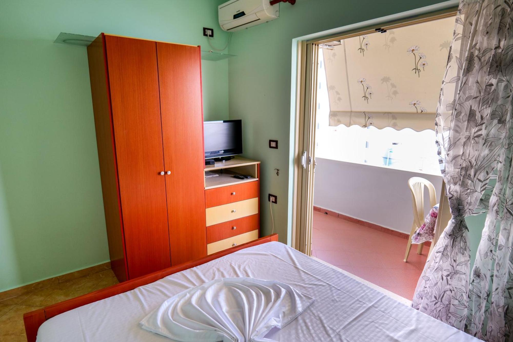 Rei Apartments Саранда Номер фото